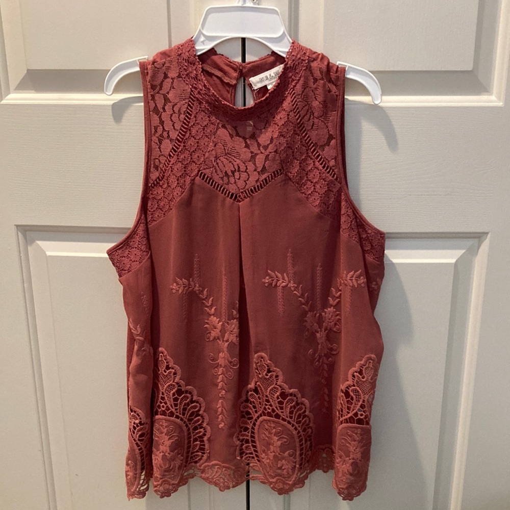 Taylor and sage lace cut out tunic tank